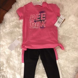 4T Girls Reebok 2 pc set